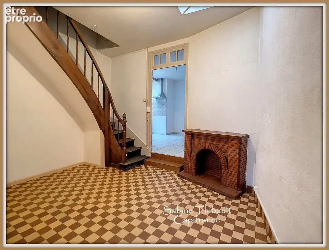 Dpt Sarthe (72), à vendre LE LUDE immeuble de rapport 9 pièces - photo 2