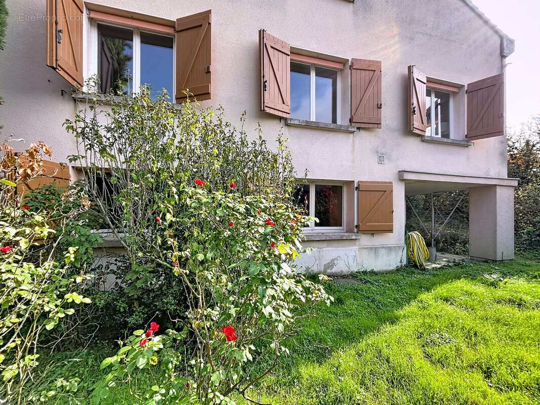 Maison à FRANCHEVILLE