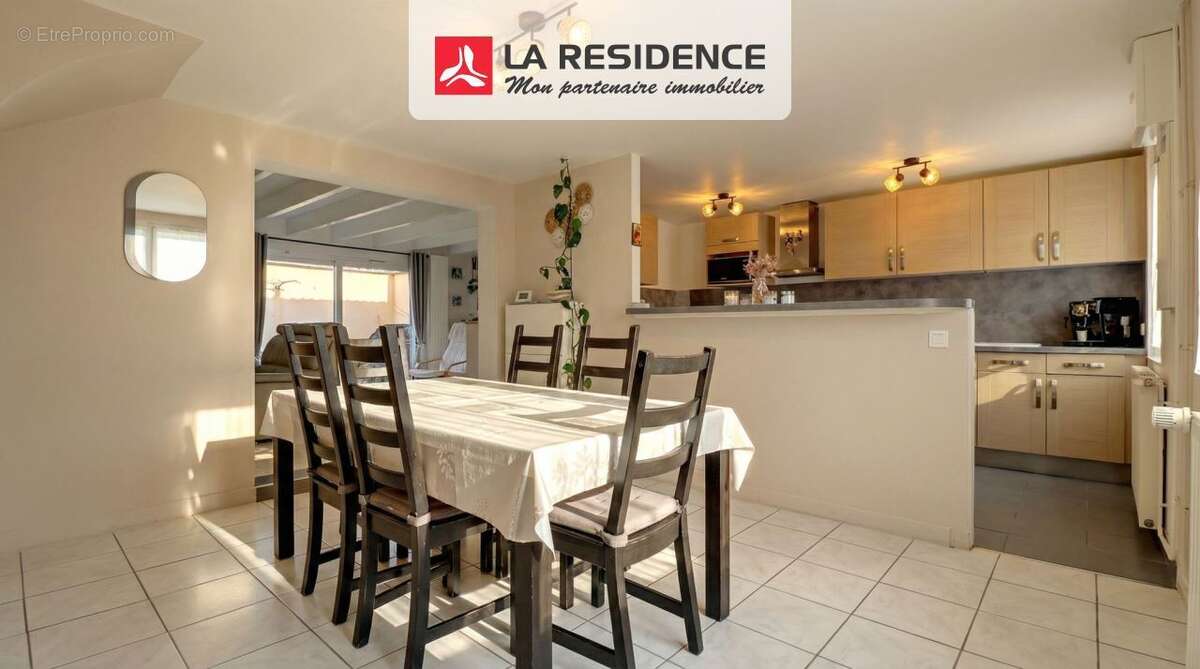 Maison 110 m² à Houdan  - photo 4