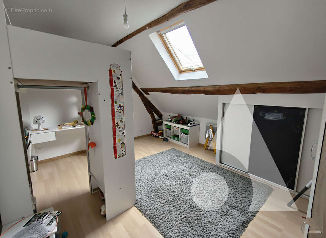 Maison à CREPY-EN-VALOIS