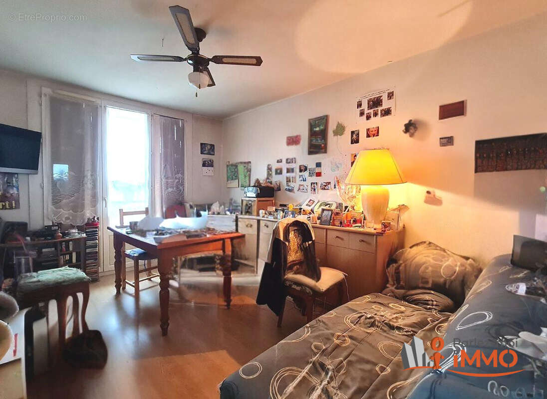 Appartement 108 m² à Saint-Etienne  - photo 3