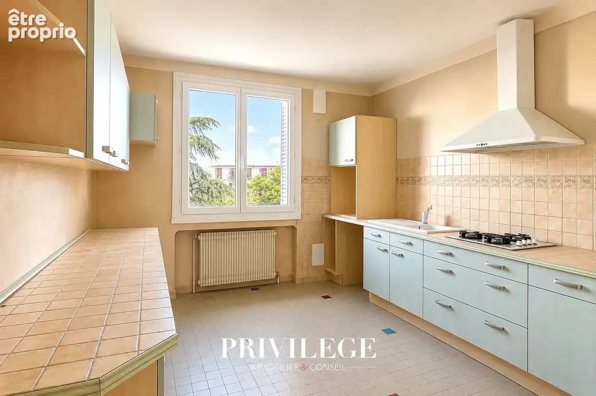 Appartement de 100 m2 avec terrasse - photo 5