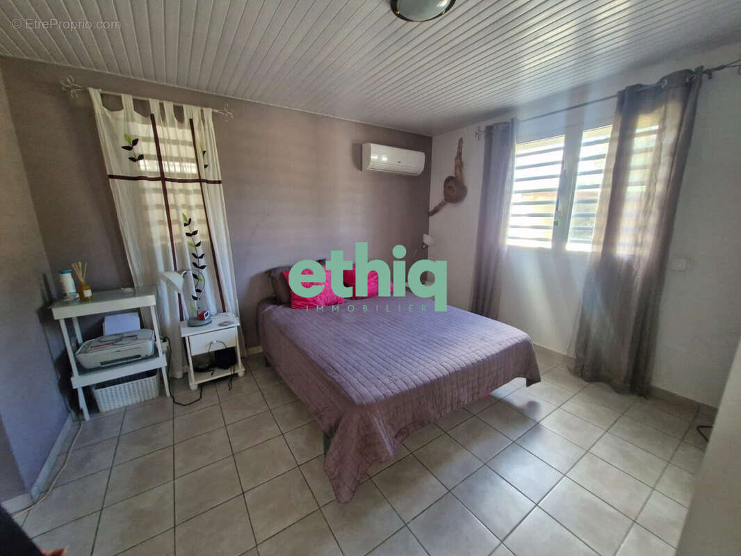 Maison à SAINTE-ROSE