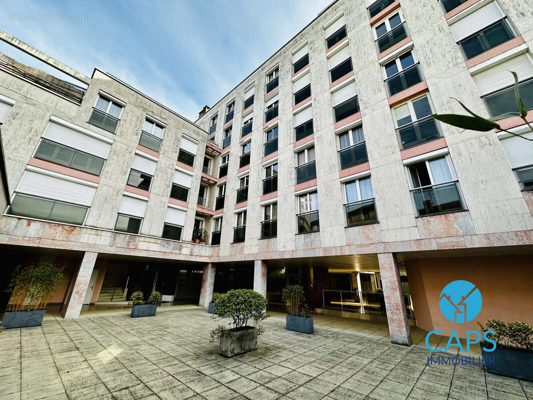 Appartement à CAHORS