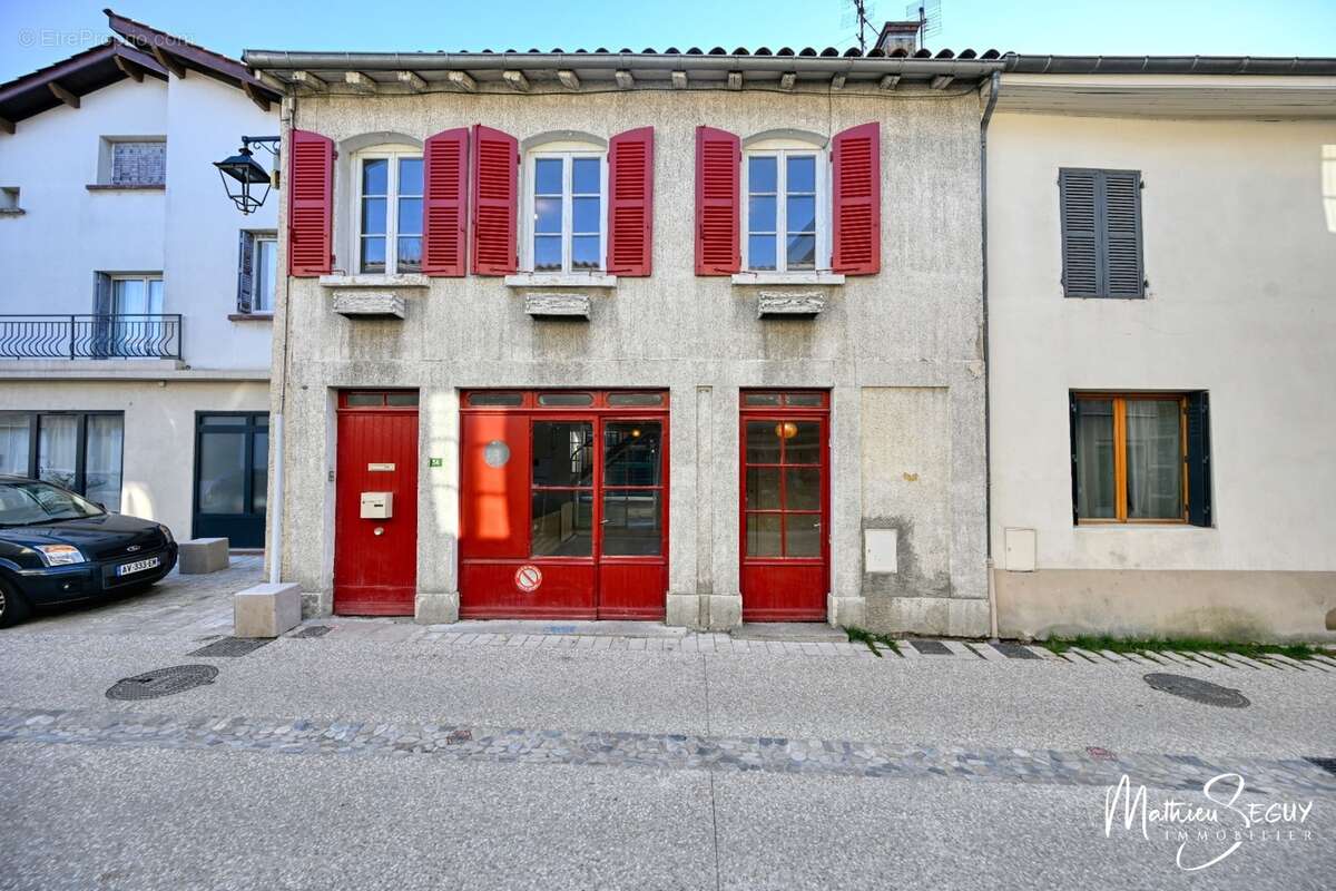 Ancienne maison du menuisier avec son atelier au coeur du village de Millery - photo 42
