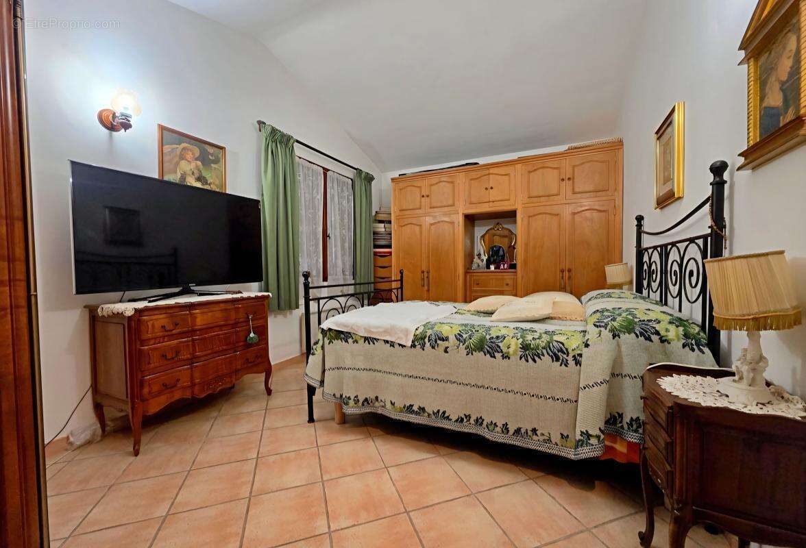 Maison provençale avec jardin et garages à vendre à brignoles - photo 20
