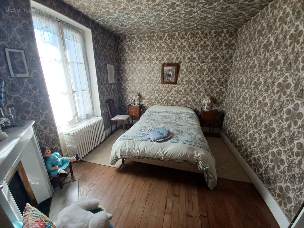 Maison à LA CHARITE-SUR-LOIRE