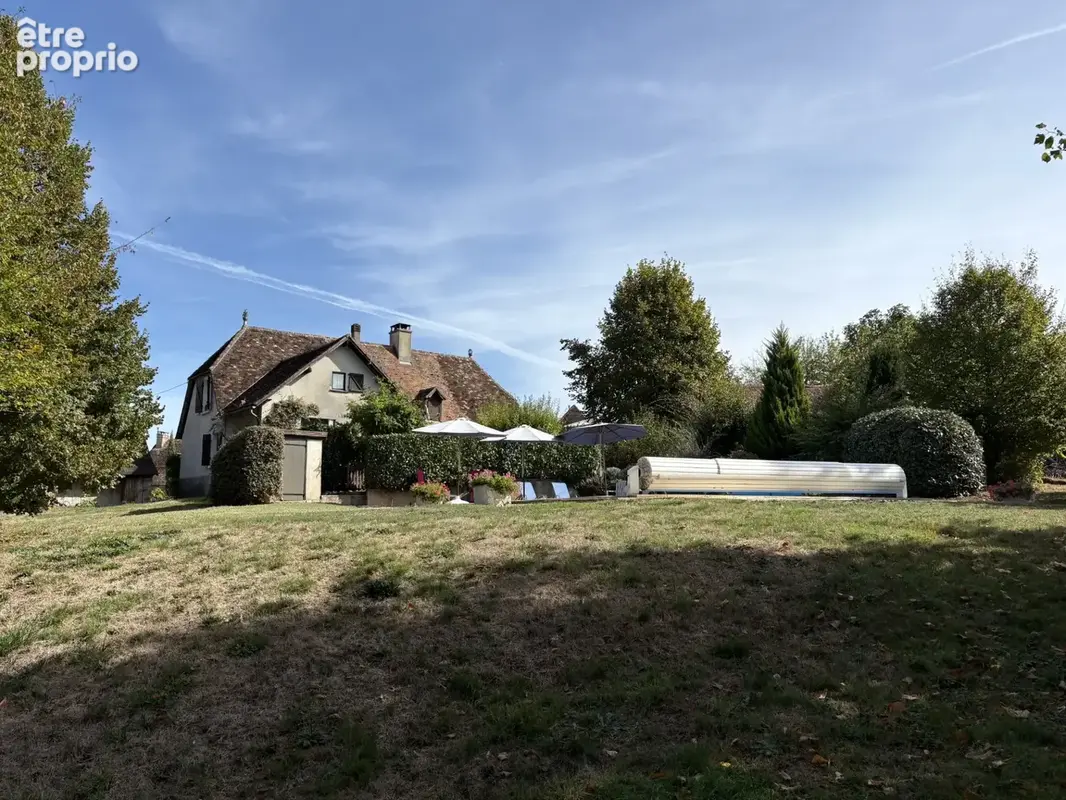 Fermette transformée en gite complexe avec piscine et 4 hectares de terrain avec bois - photo 45
