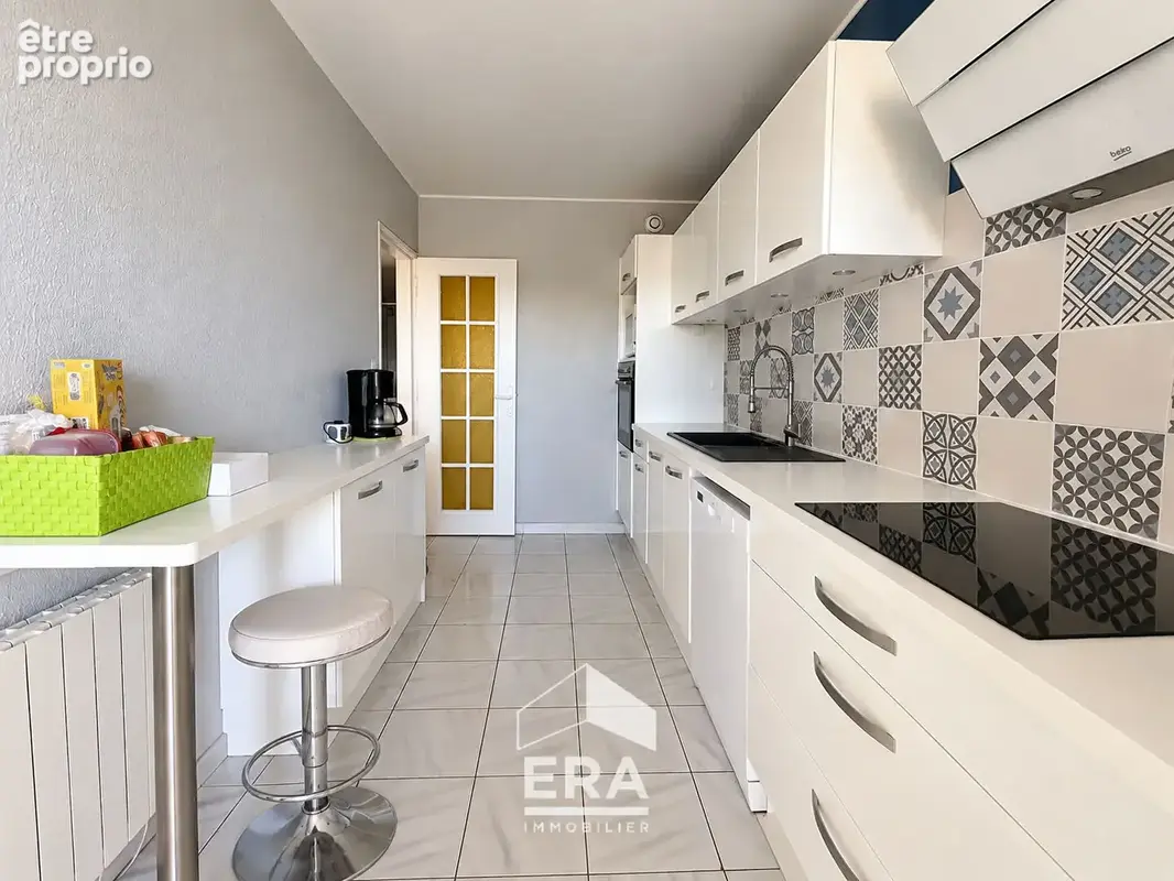 Appartement Merignac T4 88 m2 + cave: résidence Olympiades - photo 2