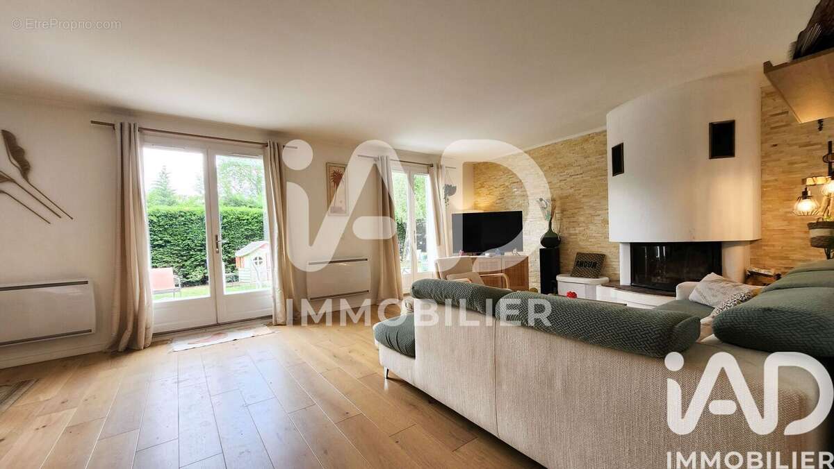Photo 8 - Maison à OZOIR-LA-FERRIERE