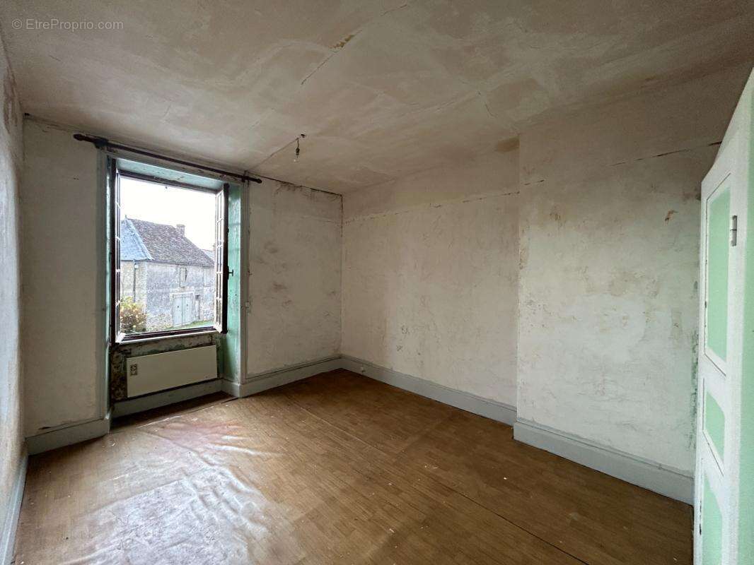 Maison à vendre 11 pièces LES GRANDS CHEZEAUX (87) - photo 10