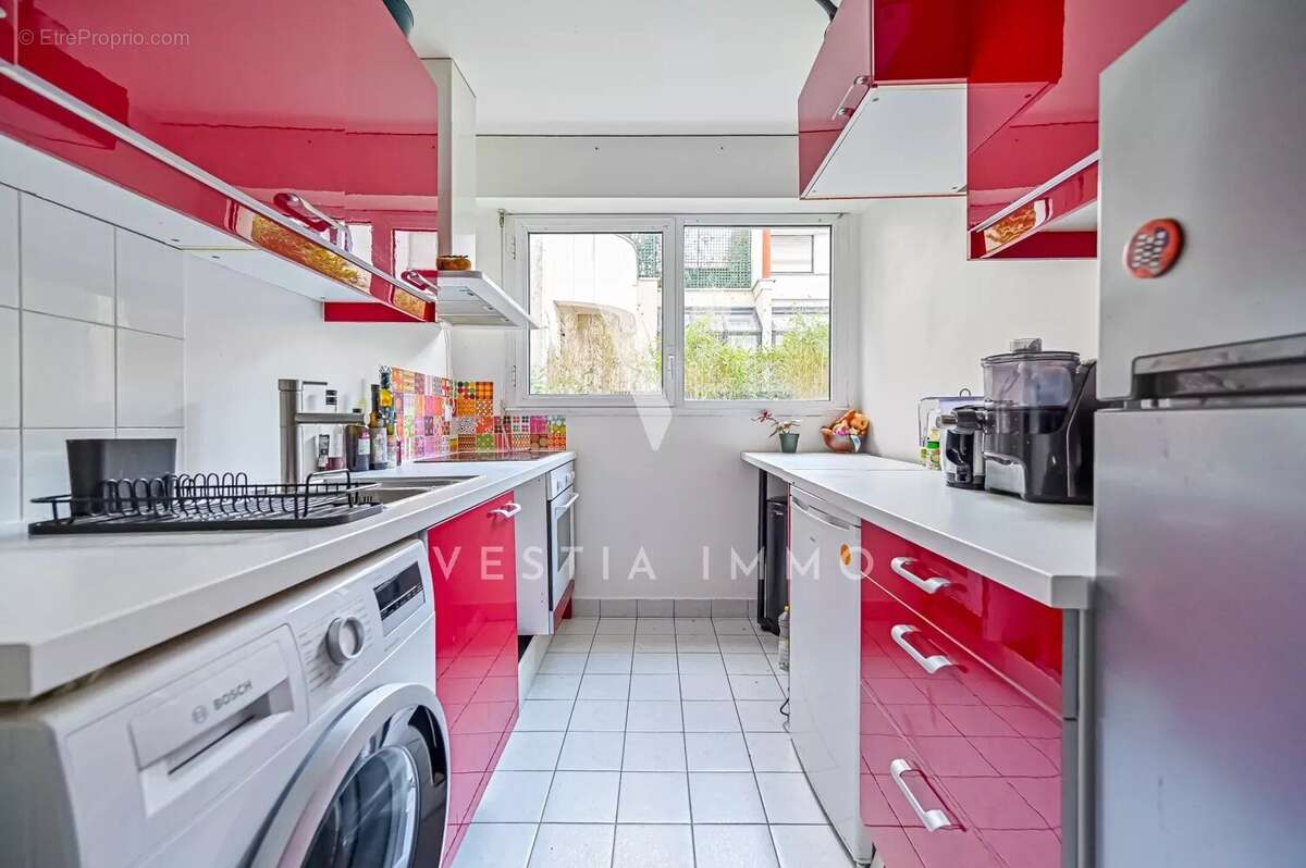 BOULOGNE BILLANCOURT. 2 pièces au calme 50 m² avec jardin 43 m², cave et parking - photo 4