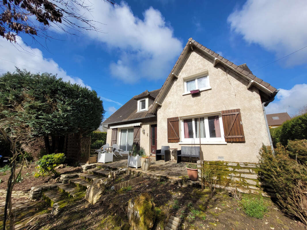 Maison à AUNAY-SOUS-AUNEAU