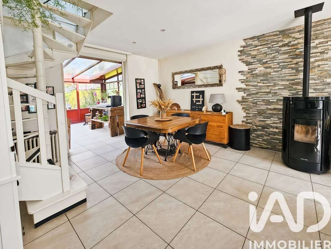 Photo 5 - Maison à YERRES