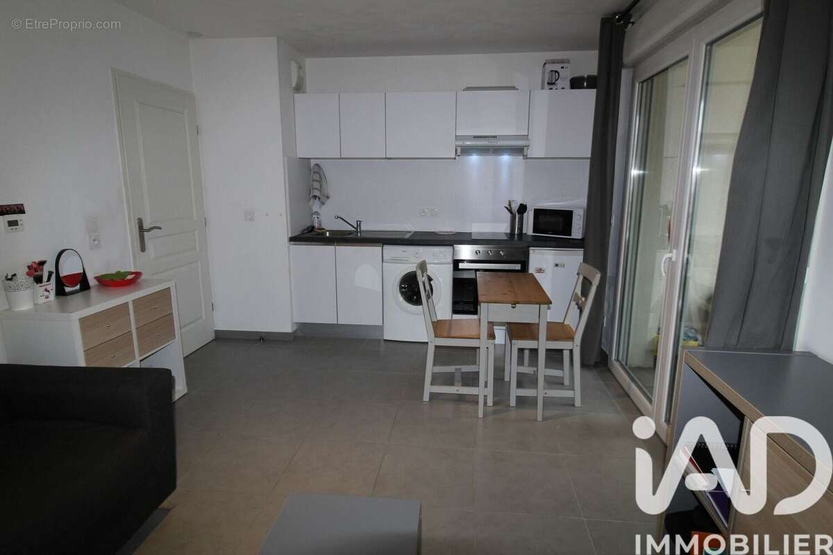 Photo 3 - Appartement à MARSEILLE-4E
