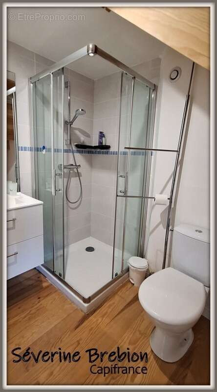  Maison rénovée en pierre de 166 m², 4 chambres, vaste séjour, dépendance, assainissement OK, avec ancien moulin et terrain de 1 - photo 24