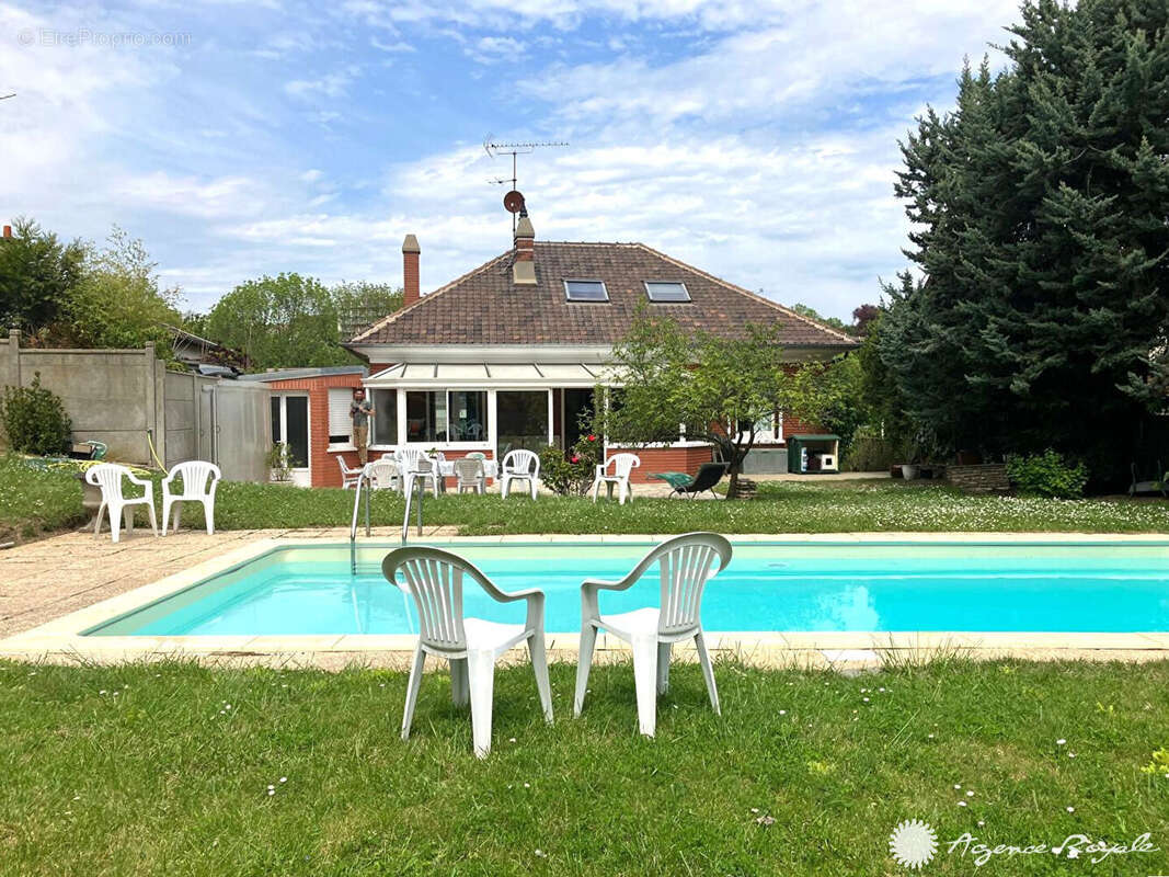 Maison à LE PECQ