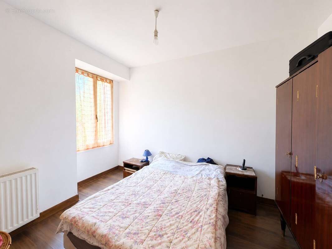 T3 n°1 RDC - Chambre n°2 - Appartement à BELLAC