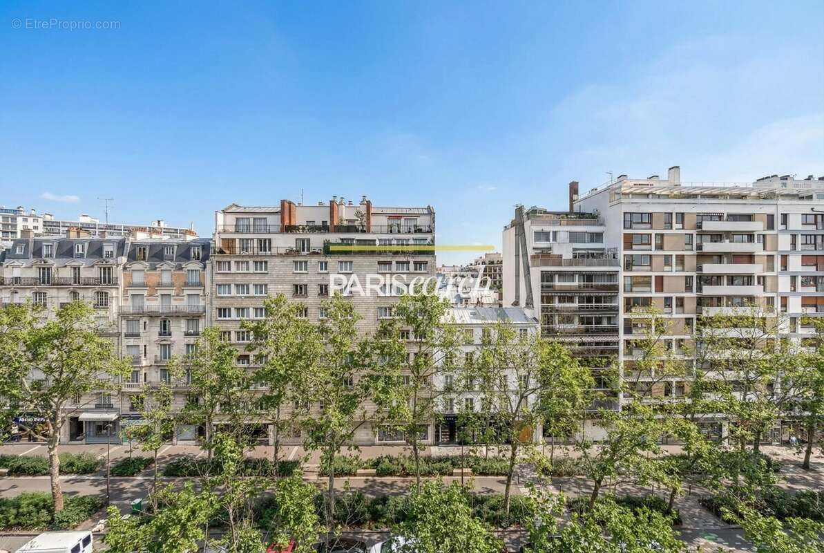 Appartement à PARIS-12E