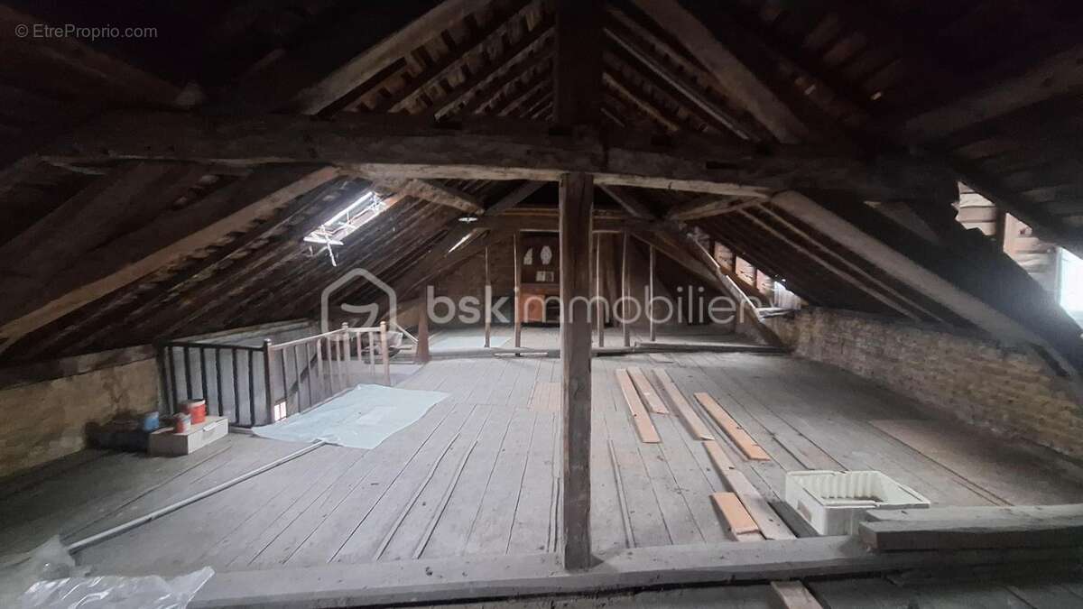 Maison à AUXI-LE-CHATEAU