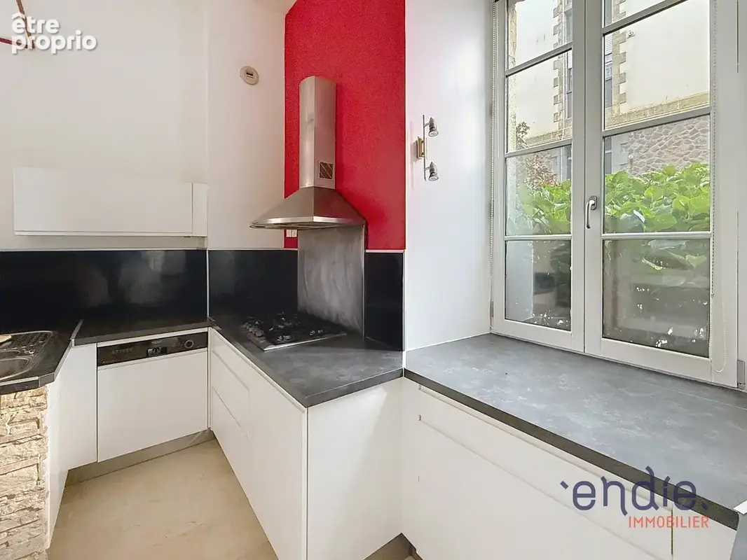 Appartement atypique 4 pièces avec jardin et parking dans un cadre exceptionnel - photo 5