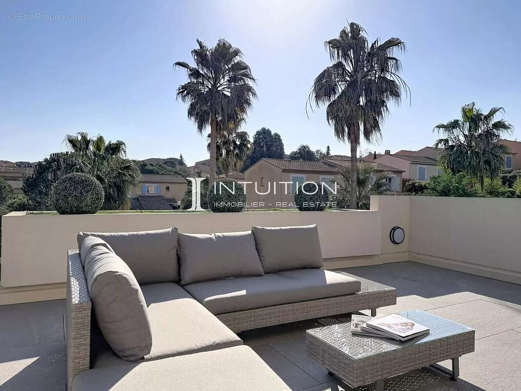 Cannes - Croix des Gardes : Superbe duplex avec vaste terrasse - photo 30