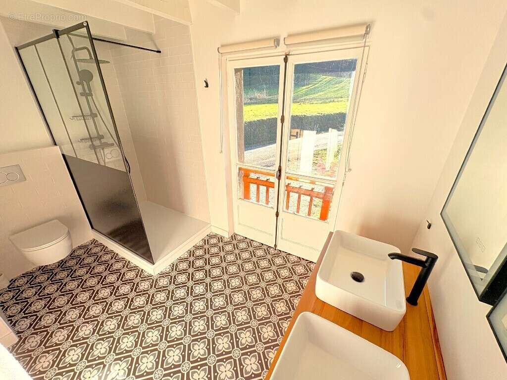 Maison à THORENS-GLIERES