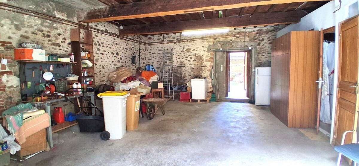 grand garage