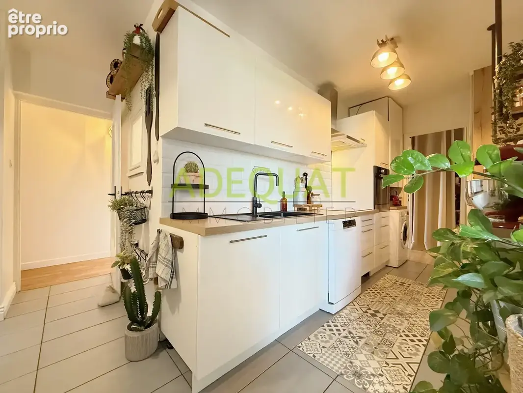 Villefontaine / appartement t5 / 4 chambres / terrasse / cave / garage... - photo 9