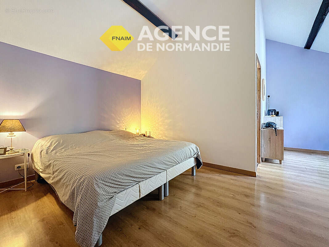 Maison à MONTREUIL-L&#039;ARGILLE