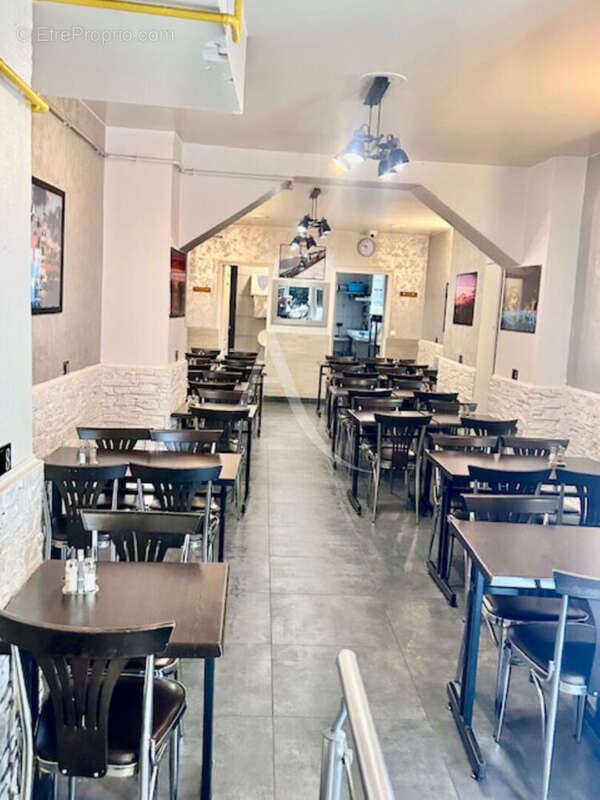 Commerce à PARIS-19E