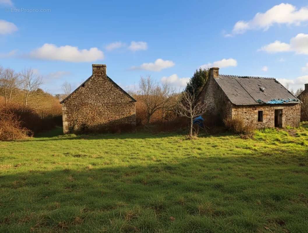 Maison à GLOMEL