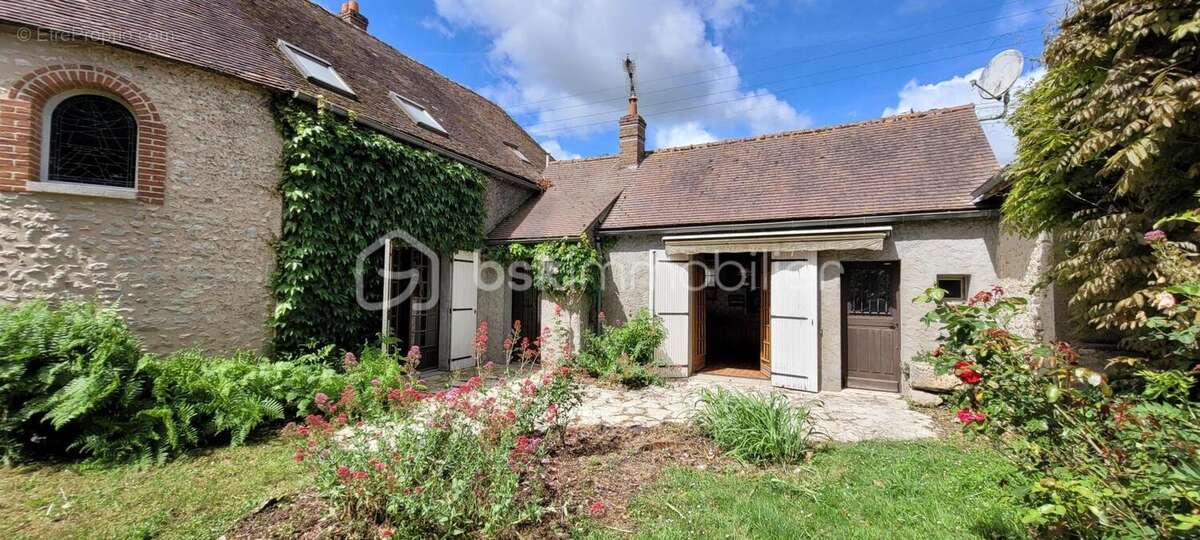 Maison de caractère 4 chambres, village proche Chartres - photo 2