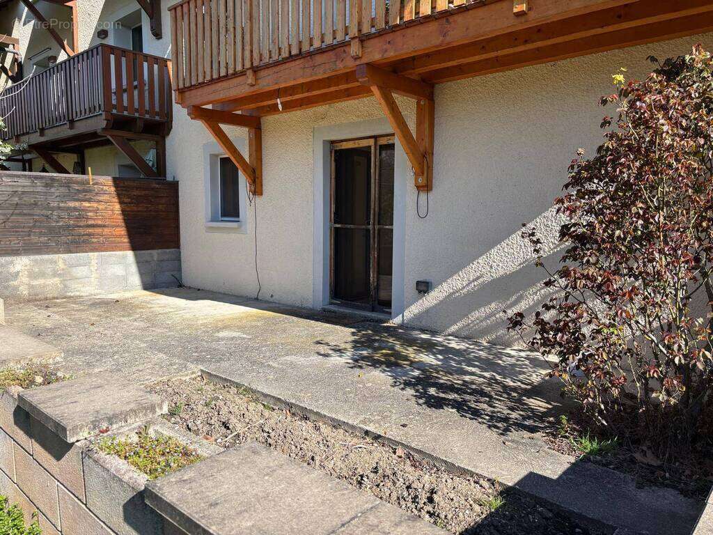 Appartement à GRILLY