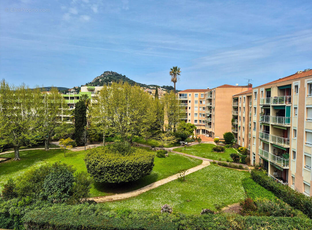 Appartement à HYERES