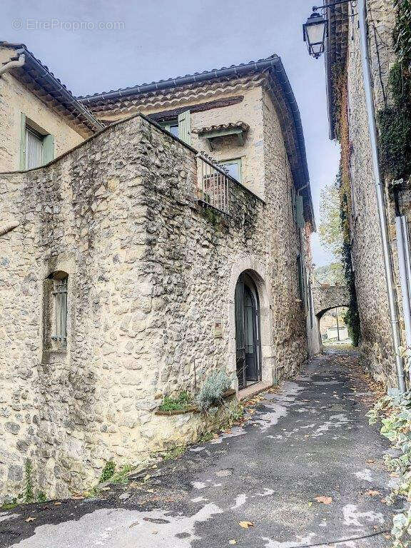 Maison  atypique et de caractère entre Nîmes et Alès - photo 7