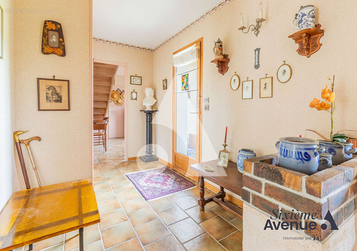 Maison à MILLY-LA-FORET