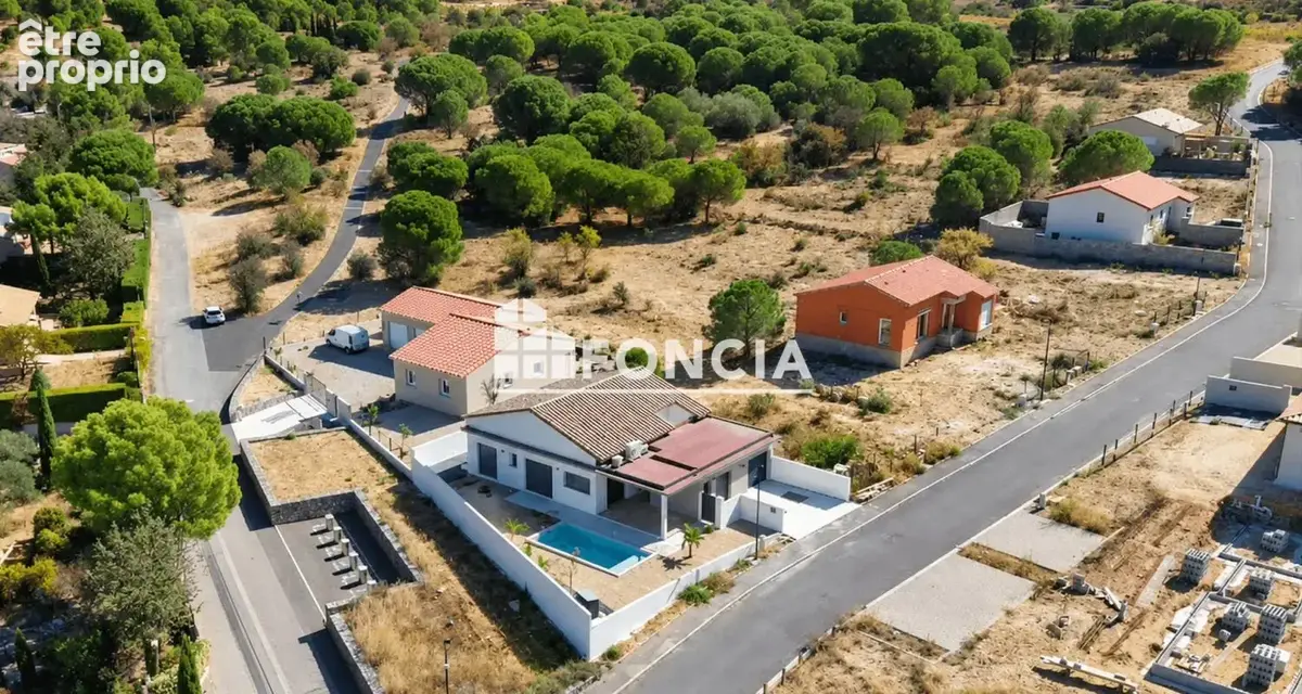 Maison neuve de 131 m² avec piscine, 4 chambres et une dépendance - photo 1