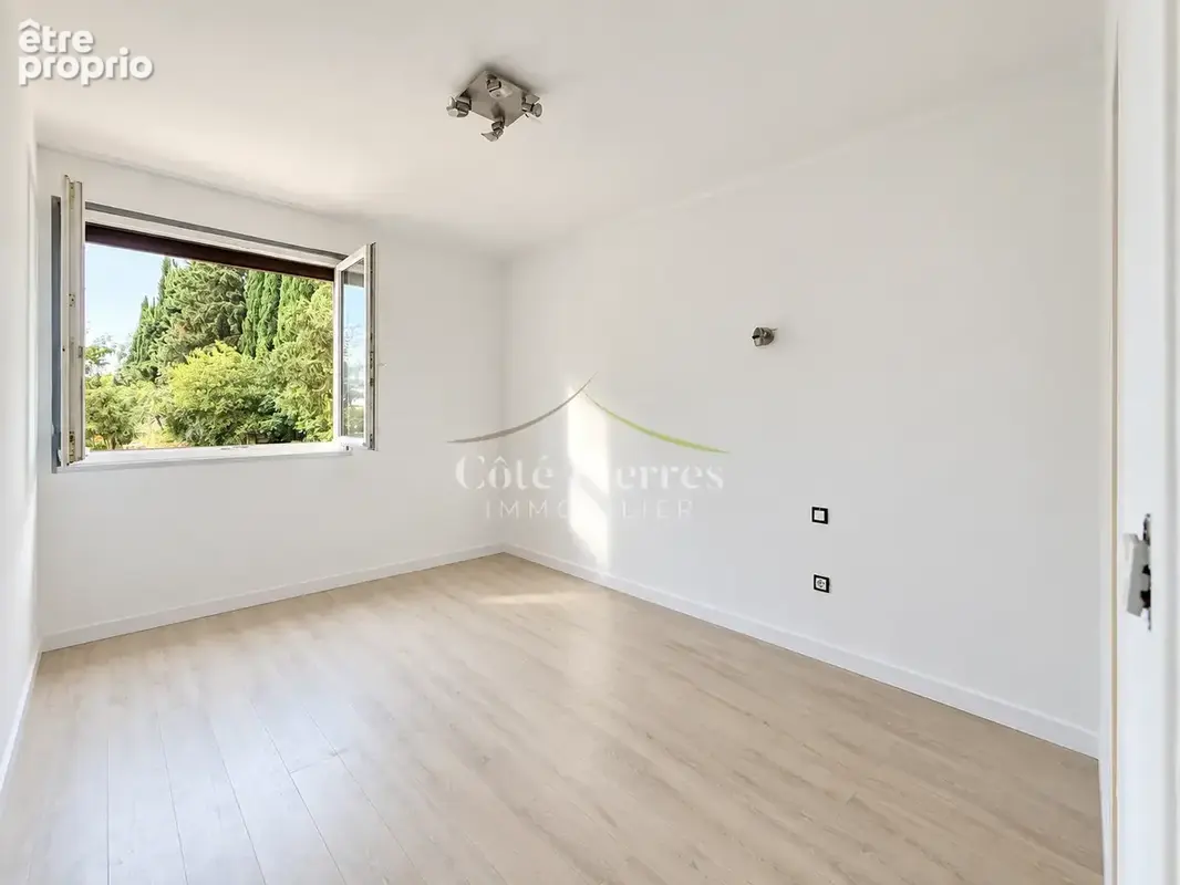 Secteur MAS DREVON - Montpellier (34070)   Charmant T3 de 63 m2, avec balcon, garage, parking et cave. - photo 5