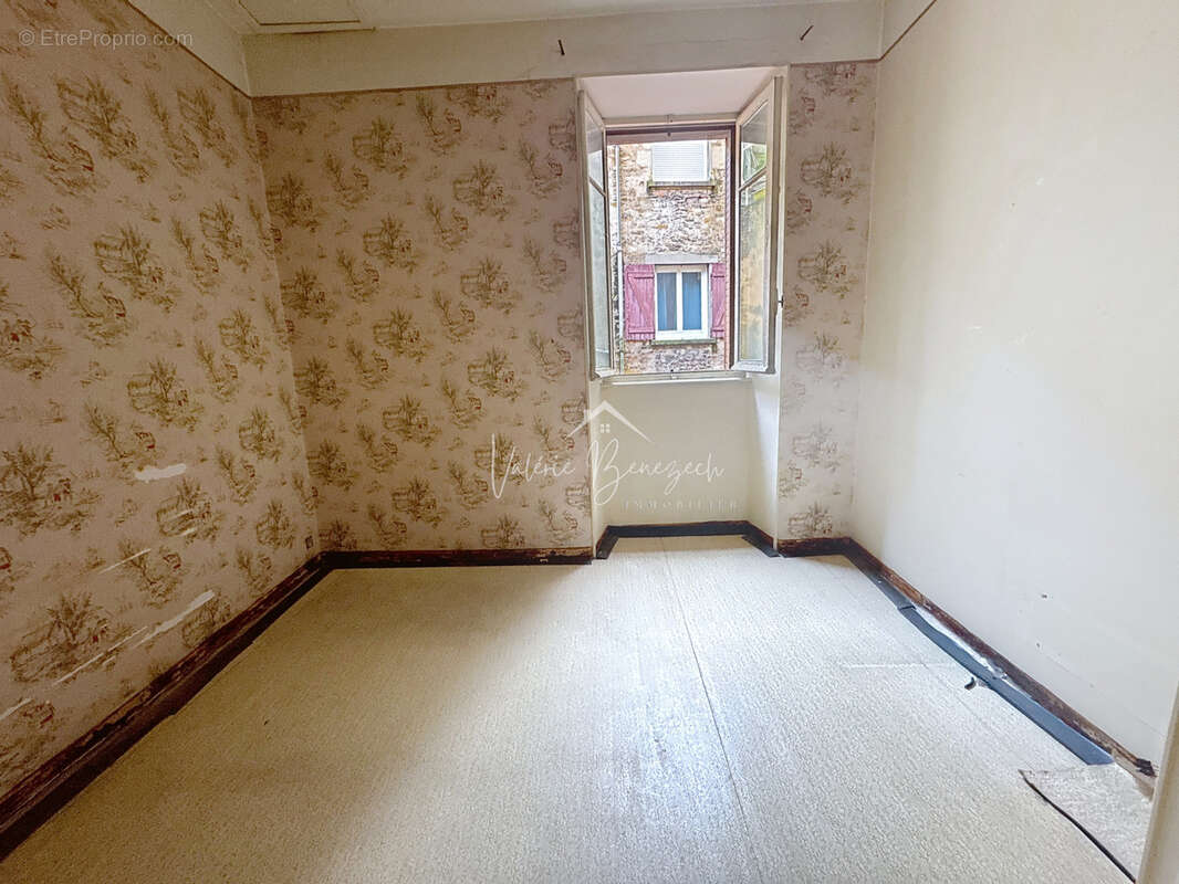 Appartement à SAINT-AFFRIQUE