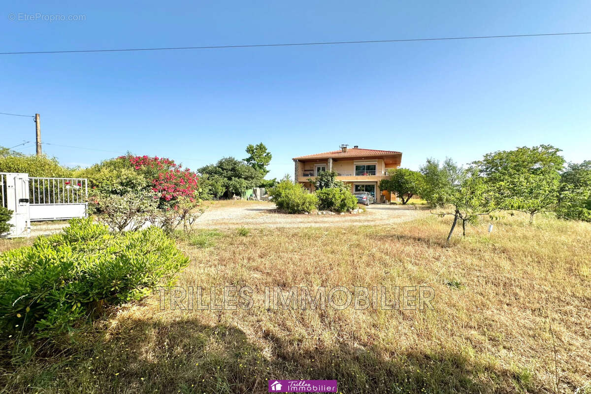 Maison à LAROQUE-DES-ALBERES