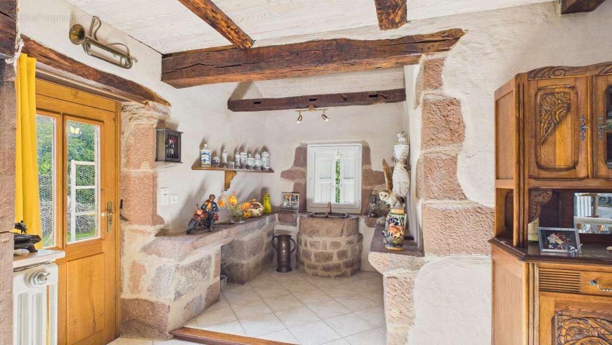 Maison à SAINT-CHRISTOPHE-VALLON