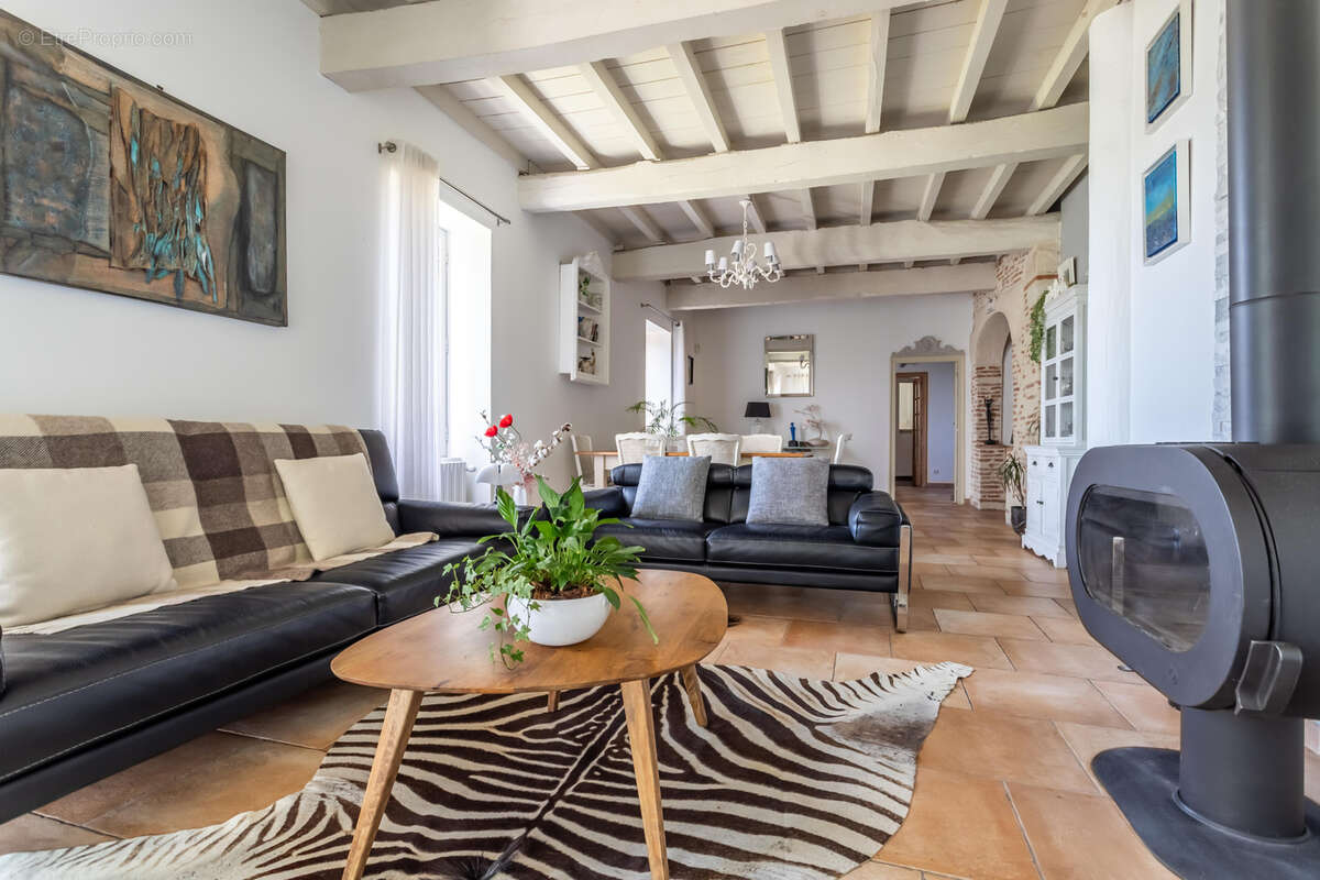 Maison à AUVILLAR