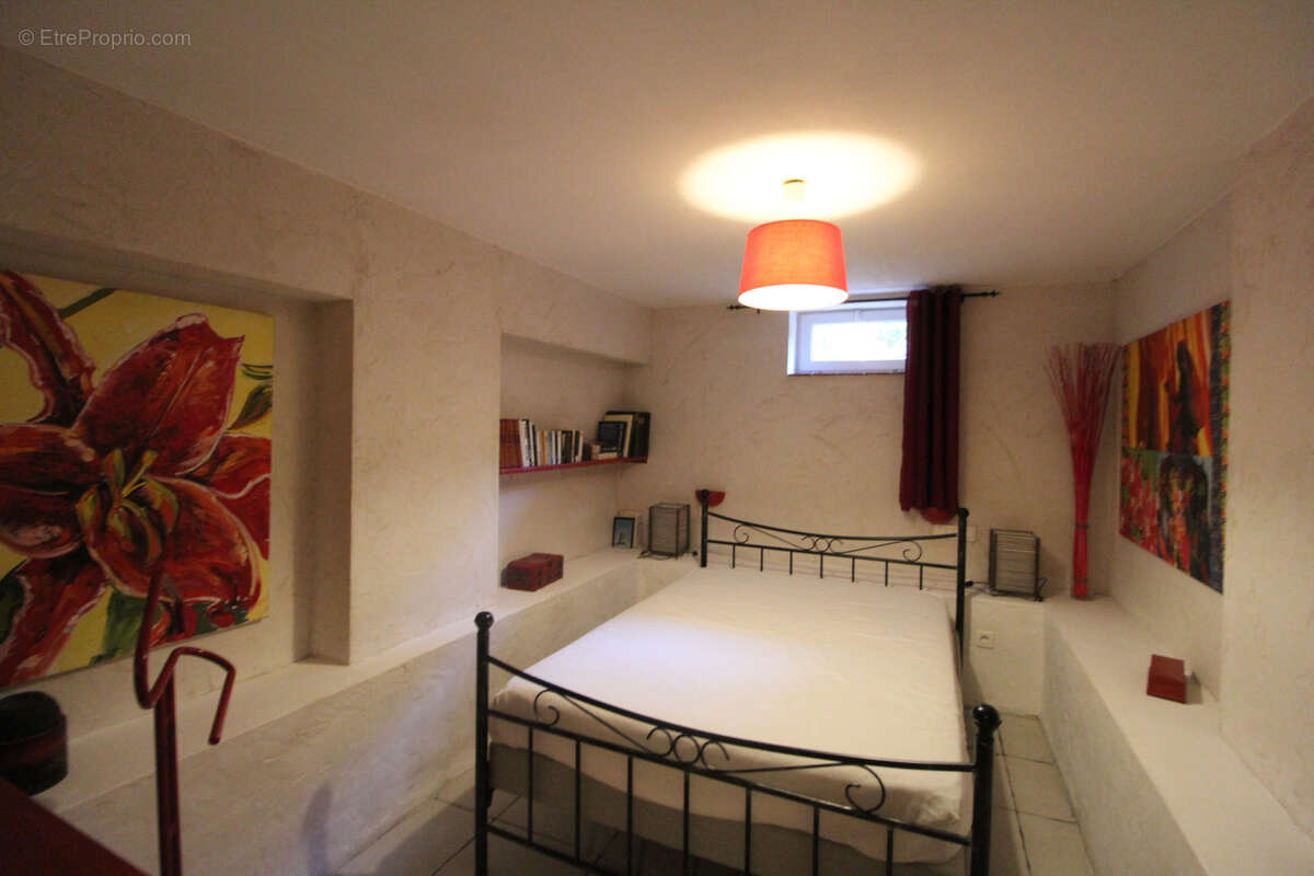 Apt, capitale du Luberon, propriété en pierres avec gites et piscine - photo 8