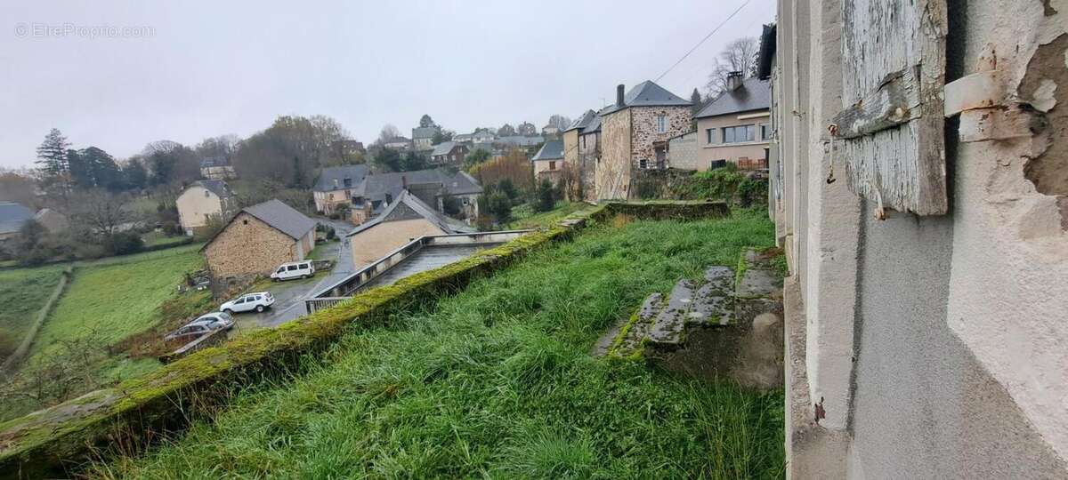 Maison à VOUTEZAC