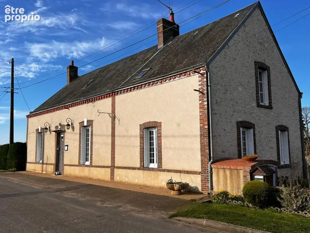  Maison en pierre avec grange et grand terrain paysagé de 2 100 m² à Péronville  - photo 15