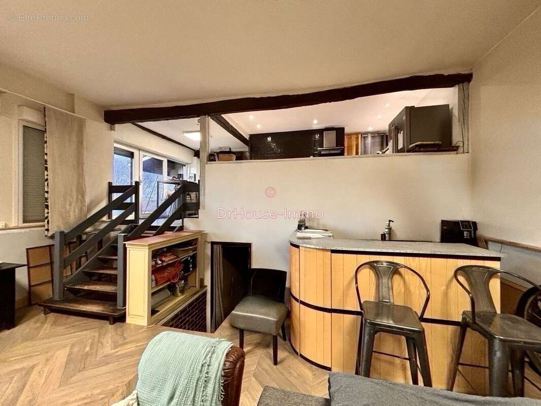 Maison à ROMBIES-ET-MARCHIPONT