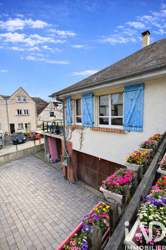 Photo 1 - Maison à BOURGES