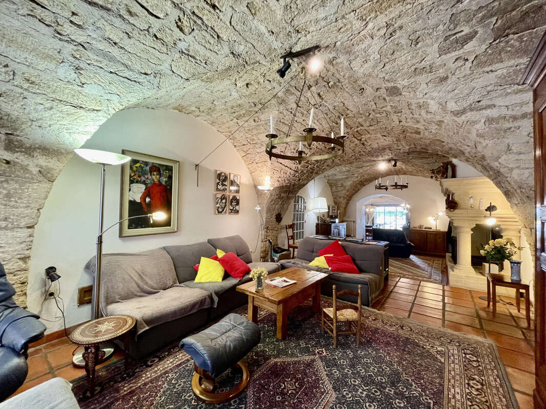 Maison à NEZIGNAN-L'EVEQUE