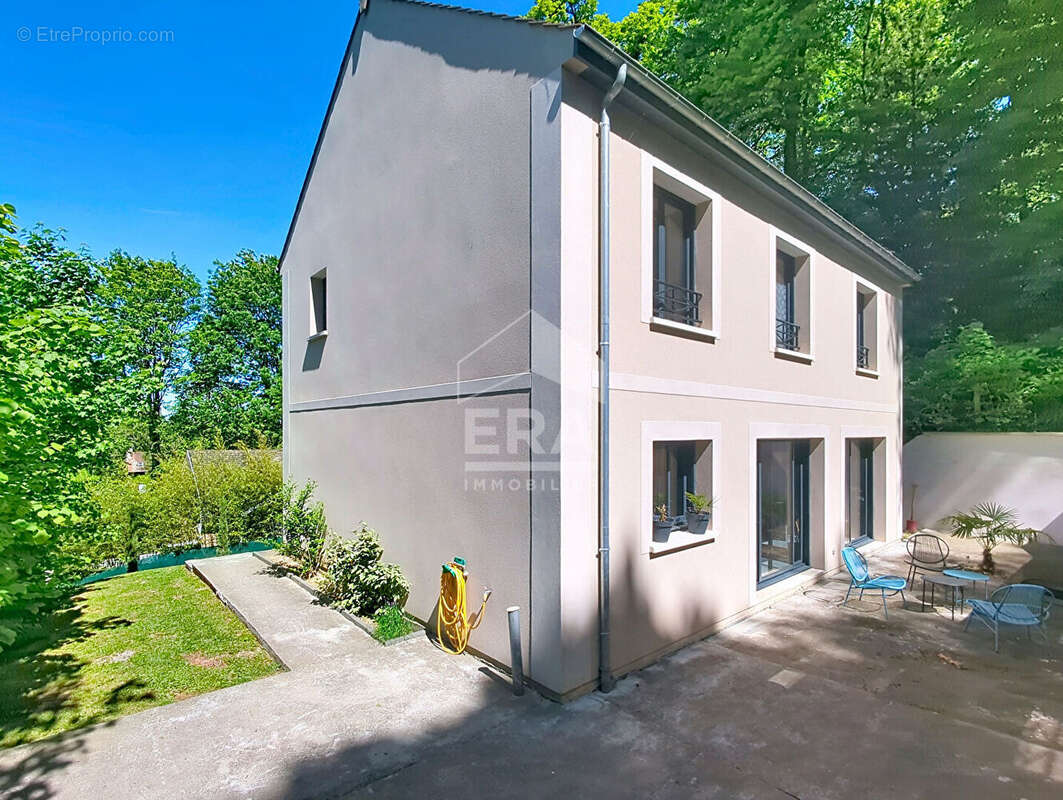 Maison à LUZARCHES
